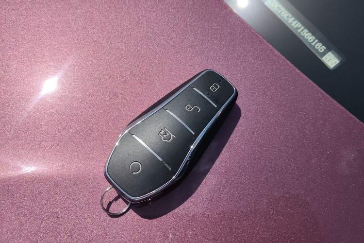 Used BYD Seal 2023 DM-i 1.5T 121km Prestige Model Interior 1