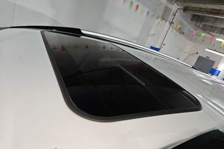 Used Haval H6 2018 Sport Edition 1.5T Automatic Two-Wheel Drive Elite Model China V Standard Roof