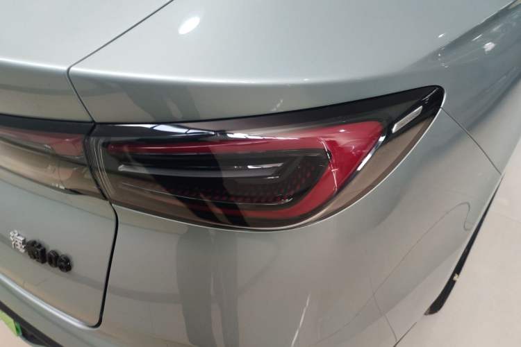 Used BYD Seal 06 New Energy 2024 DM-i 120KM Flagship Model Right Rear Taillight