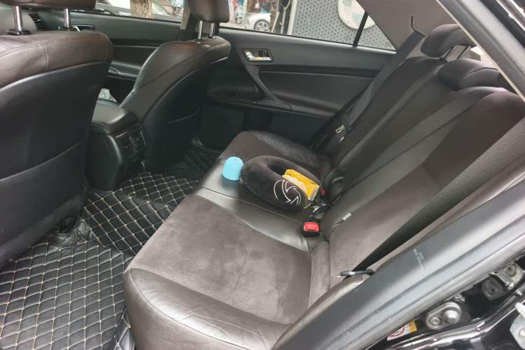 Used Toyota Reiz 2013 2.5V Shangrui Edition Left Rear Seat
