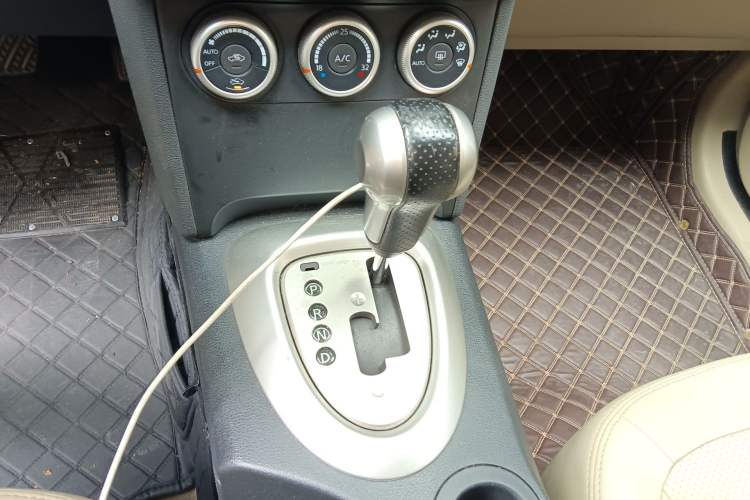 Used Nissan Qashqai 2012 2.0 XV LE CVT 2WD Gear Lever