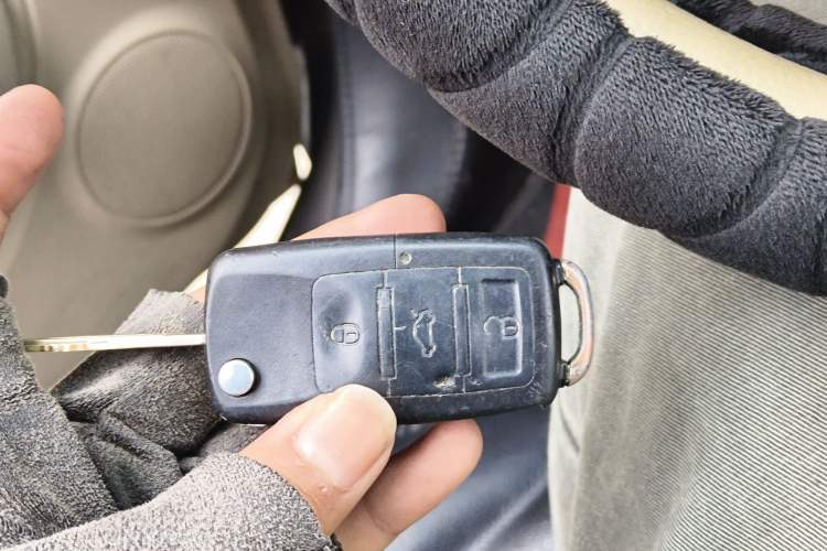 Used Nissan Sylphy 2016 Classic 1.6XE Manual Comfort Edition Vehicle Key