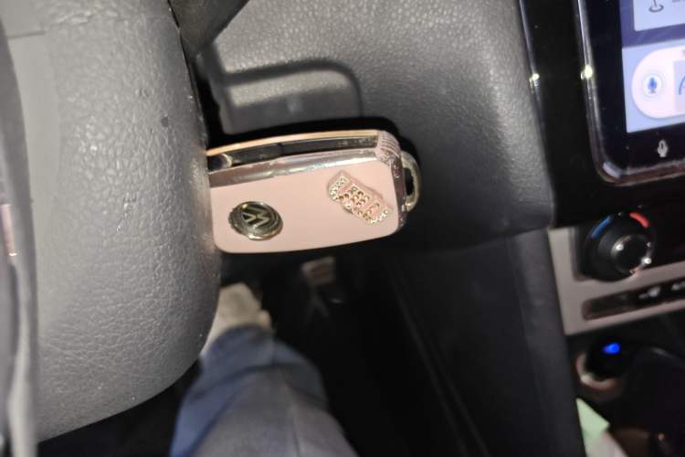 Used Volkswagen Polo 2016 1.6L Cross Polo Automatic Vehicle Key