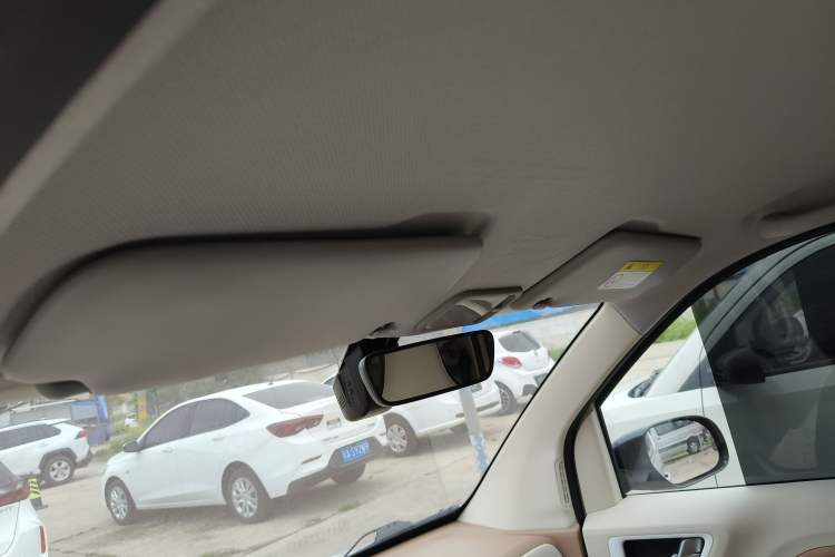 Used Wuling Hongguang MINIEV 2024 3rd Generation 215km Youth Edition Headliner