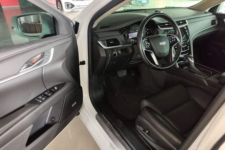 Cadillac XTS 2018 28T Tech Edition usata