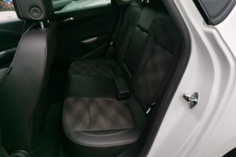 Used Buick GT 2014 XT 1.6L Automatic Fashion Edition