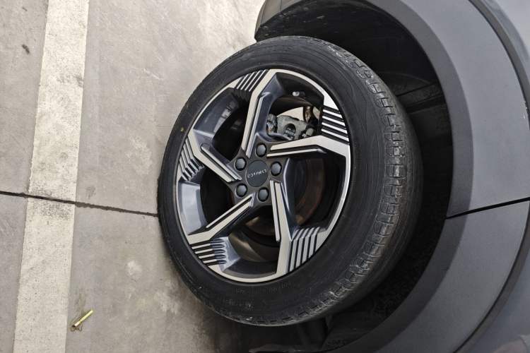 Used Lynk & Co 06 2020 1.5T JinPro model
