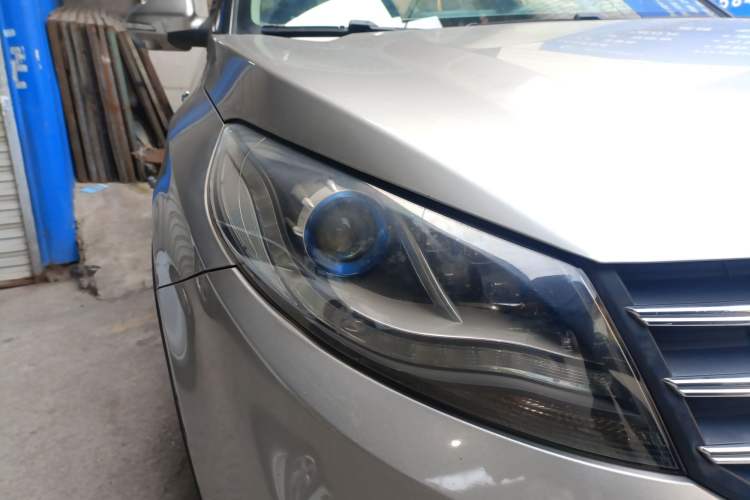 Used Dongfeng Fengon 580 2017 1.5T CVT Smart Connectivity Model