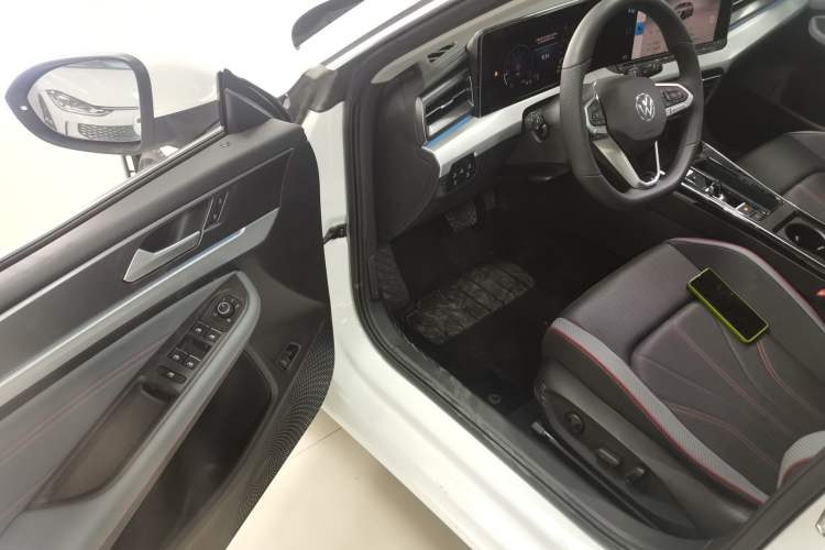 Used Volkswagen Lamando 2025 Lavida L 280TSI DSG Cool & Spicy Edition
