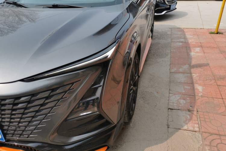 Used CHANGAN UNI-T 2023 2nd Generation 1.5T Sport Edition Flagship Version