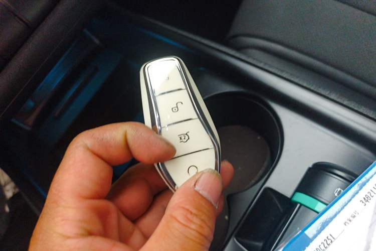 Used BYD Dolphin 2024 Honor Edition 420km Fashion Version
