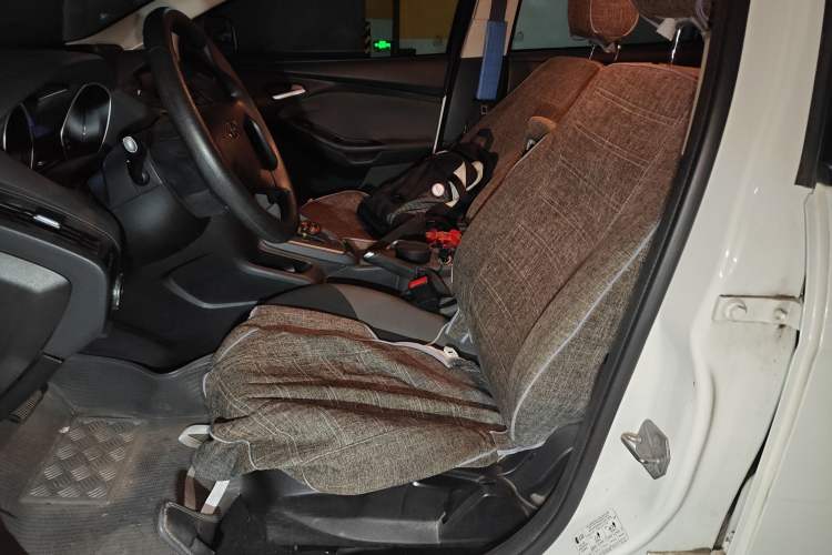 Used Ford Focus 2012 Hatchback 1.6L Automatic Comfort Model
