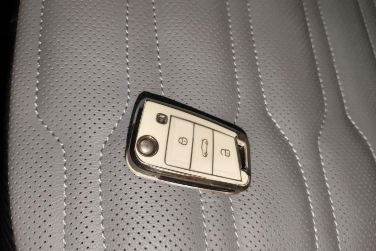 Used Volkswagen Tiguan L 2022 380TSI Automatic All-Wheel Drive R-Line Flagship 7-Seater
