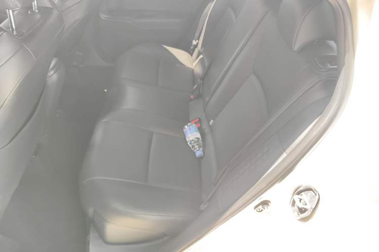 Used Toyota IZOA 2018 2.0L Yichi Edition China V Standard Left Rear Seat