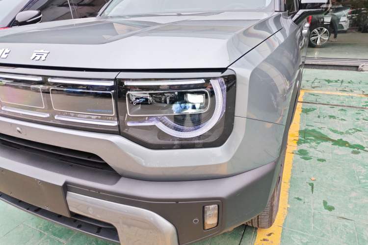 Used BAIC Off-Road BJ30 2024 1.5T Magic Electric Drive Advanced Version Left Front Headlight