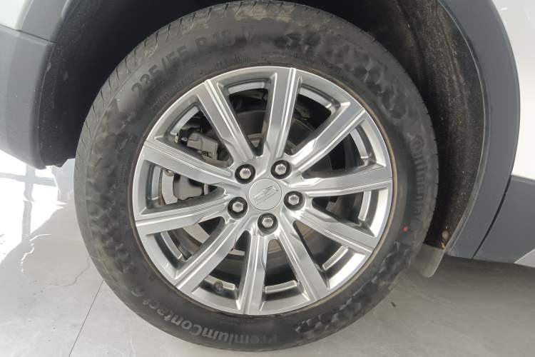 Used Cadillac XT4 2021 28T Two-Wheel Drive Leading Version
