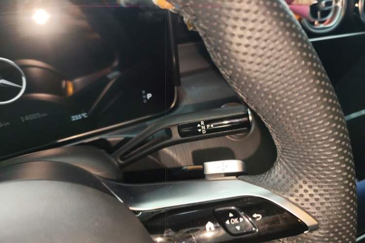 Used Mercedes-Benz C-Class 2024 C 200 L Sport Edition Gear Lever