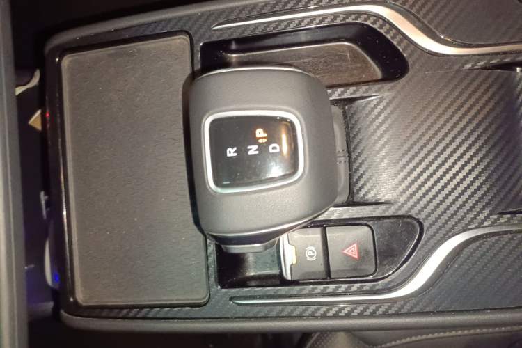 Used Hongqi E-QM5 2023 620km PLUS Gear Lever