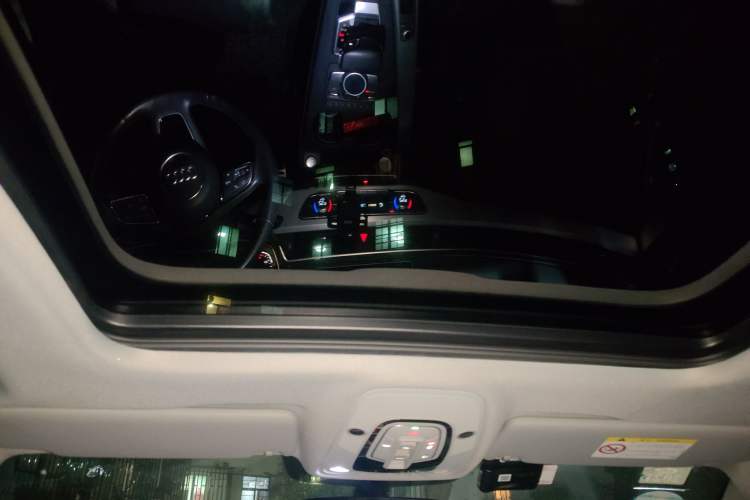 Used Audi A4L 2019 40 TFSI Fashion Edition China VI Emission Standard
