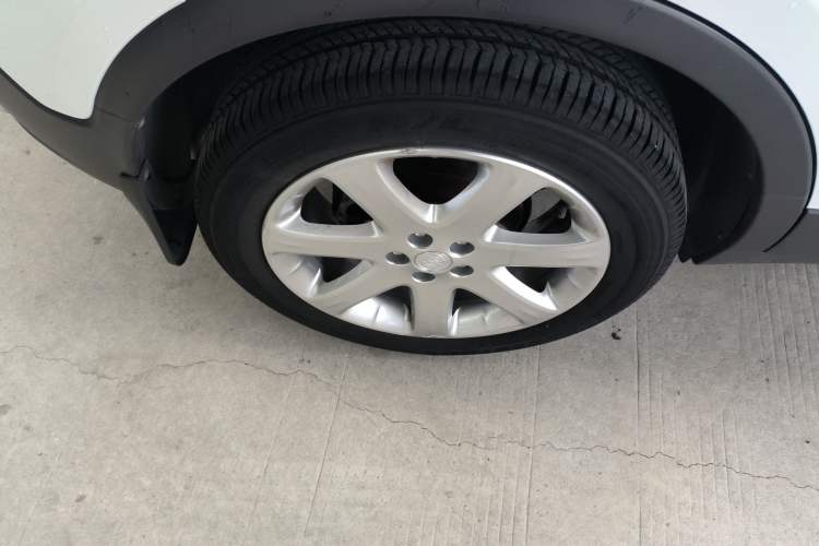 Used Buick Encore 2015 1.4T Automatic Two-Wheel Drive Urban Elite Version