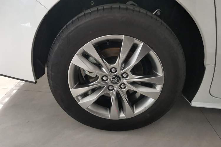 Used Toyota SIENNA 2024 2.5L Hybrid Comfort Edition