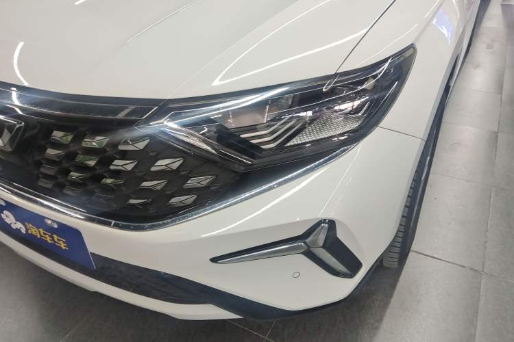 Used Jetta VS7 2023 280TSI Automatic Trend Edition
