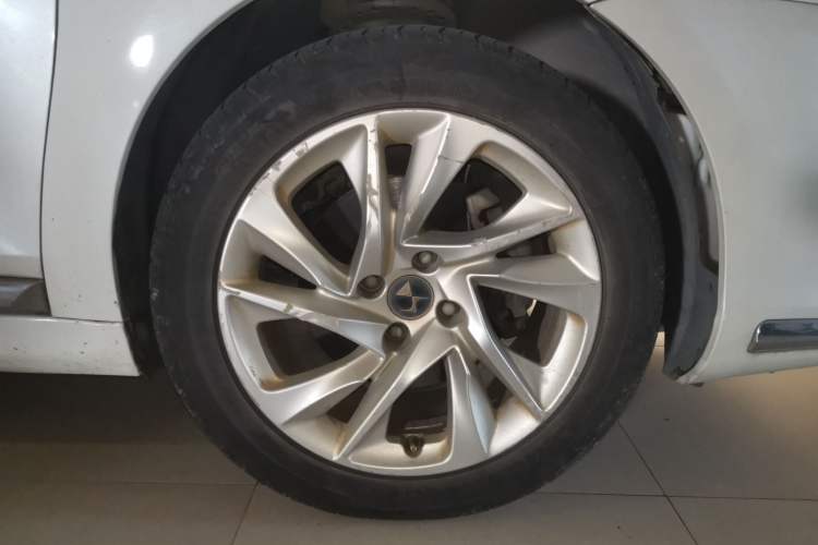 Used DS 5LS 2015 1.6T Style Edition THP160 Right Front Wheel Hub