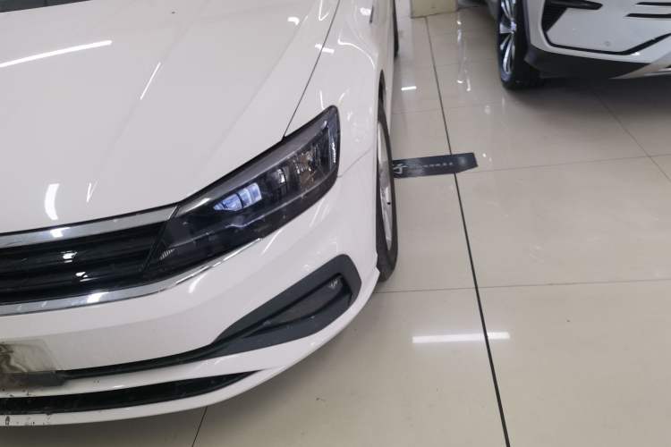 Used Volkswagen Lamando 2019 230TSI DSG Vision Edition China VI Standard