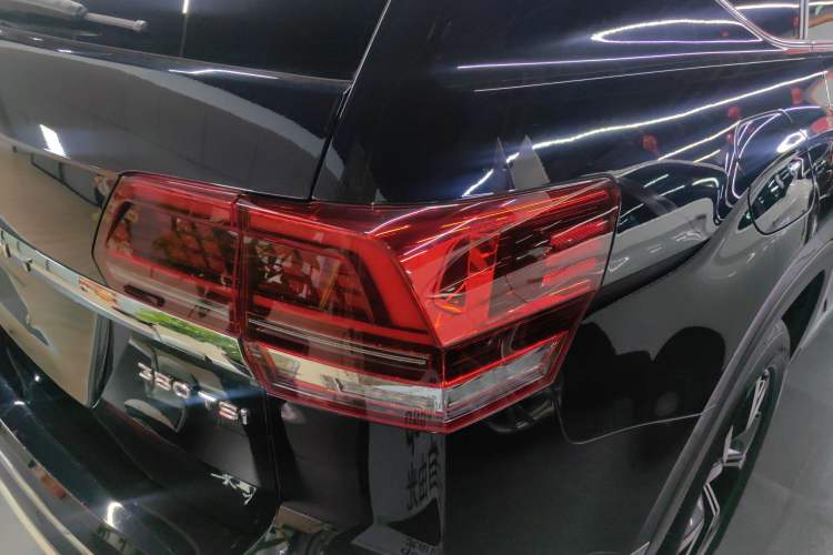 Used Volkswagen Teramont 2019 380TSI Four-Wheel Drive Luxury Version China VI Standard Exterior 3