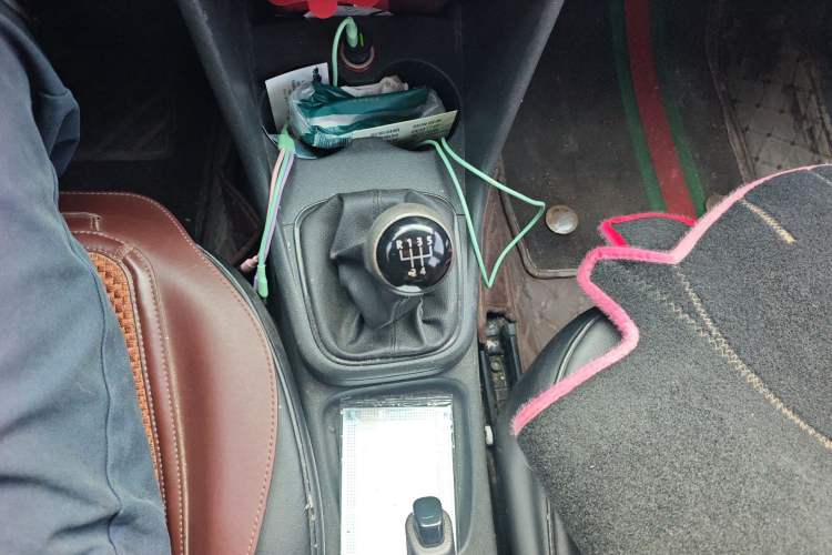 Used Volkswagen Polo 2014 1.4L Manual Fashion Edition