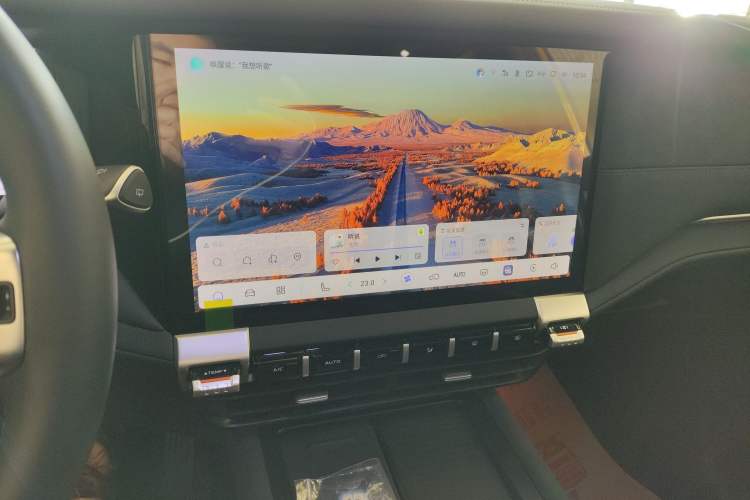 Used Deepal G318 2025 Worry-Free Adventure Edition Four-Wheel Drive Secret Realm Version Audio And AC Panel