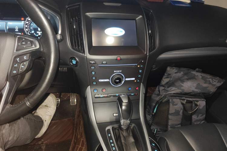 Used Ford Edge 2016 EcoBoost 245 Four-Wheel Drive Titanium 7-Seater