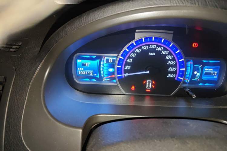 Used BYD S6 2012 2.0L Manual Luxury Version Odometer Close Up