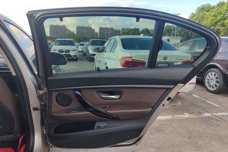 Used BMW 3 Series 2018 320Li Fashion Model
