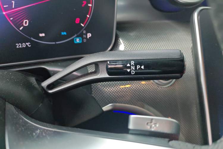 Used Mercedes-Benz C-Class 2025 Facelift C 260 L Sport Edition Gear Lever