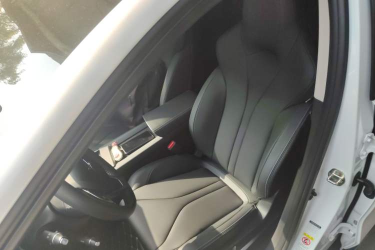 Used XPeng G3 2022 G3i 460G+ Left Front Seat