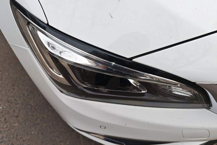 Used Buick Verano 2019 Sedan 20T Dual-Clutch Leading Model