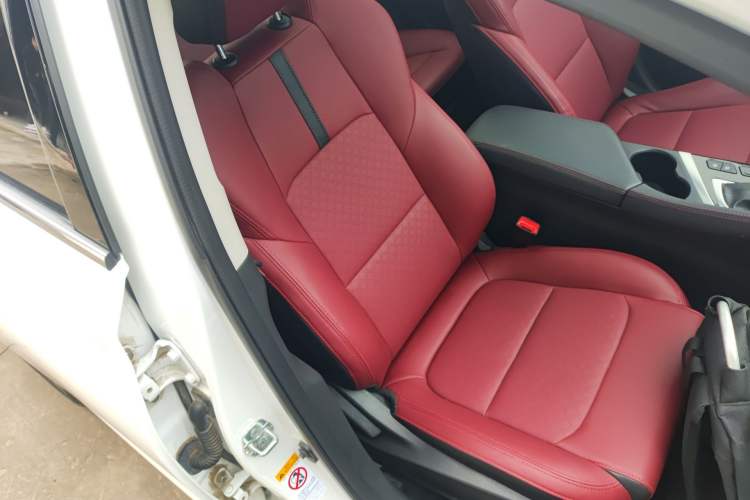 Used CHANGAN Eado 2020 PLUS Blue Whale NE 1.4T GDI DCT Flagship Model Right Front Seat