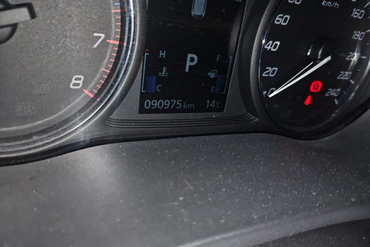 Used Mitsubishi Outlander 2020 2.4L 4x4 Zhi Xiang Edition 5 Seats