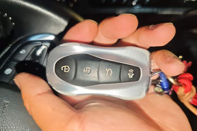 Used Geely Auto Emgrand X7 Sport 2020 1.8TD DCT Smart Connect PRO Vehicle Key