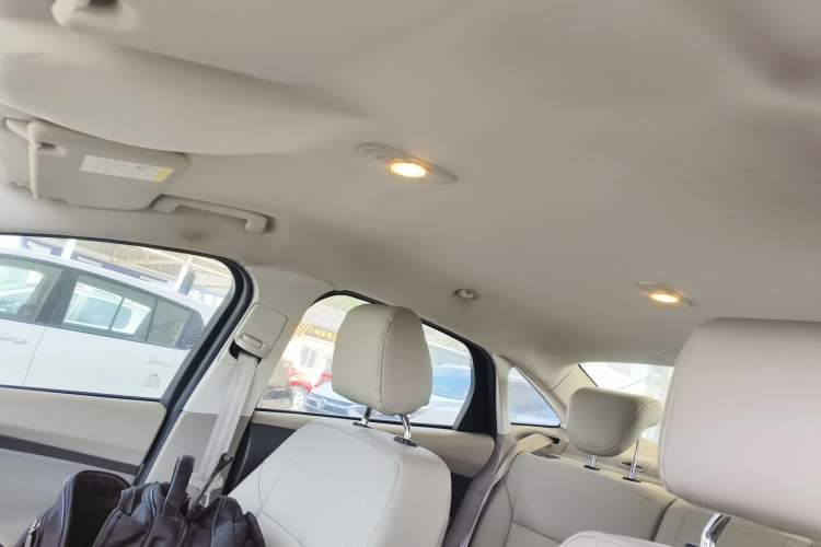 Used Ford Focus 2012 Sedan 1.6L Manual Comfort Model