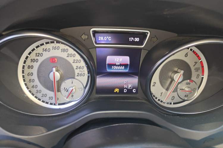 Used Mercedes-Benz GLA 2016 GLA 200 Sport Edition Instrument Cluster