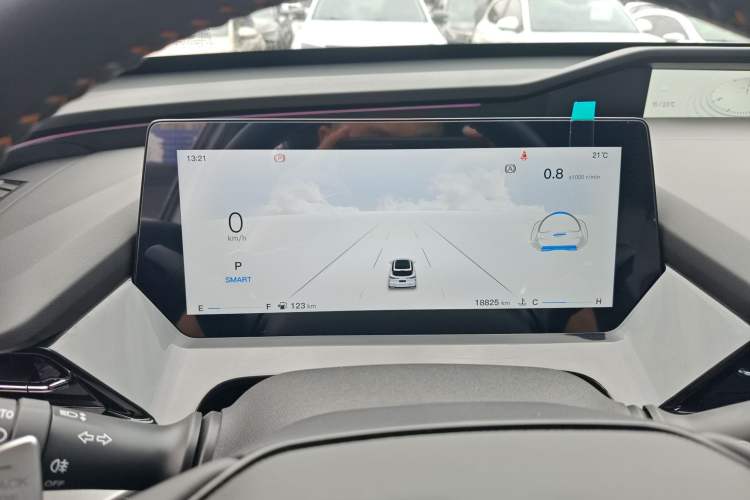 Used Oshan Z6 2022 Blue Whale 1.5T DCT Smart Edition Urban Version
