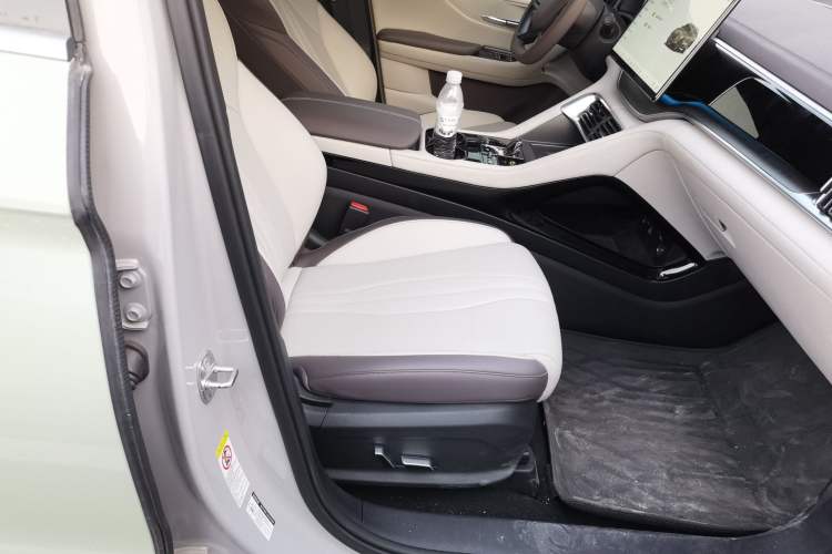 Used BYD Song PLUS New Energy 2025 DM-i 112KM Prestige Model