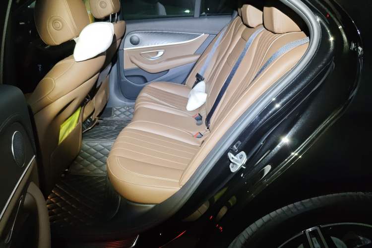 Used Mercedes-Benz E-Class 2023 E 260 Stylish Sports Edition
