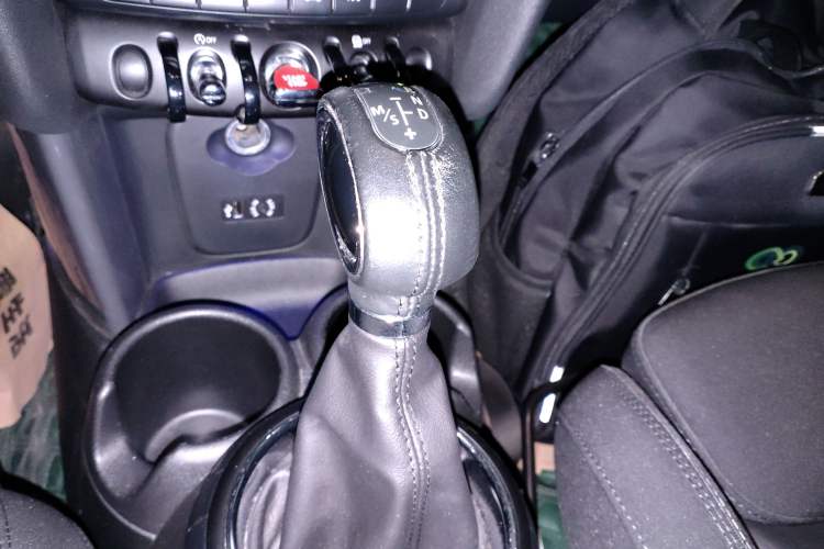 Used MINI MINI 2016 1.5T COOPER
