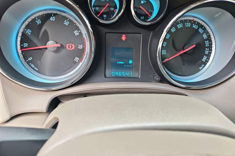 Used Buick GT 2013 GT 1.6L Manual Entry-Level Model