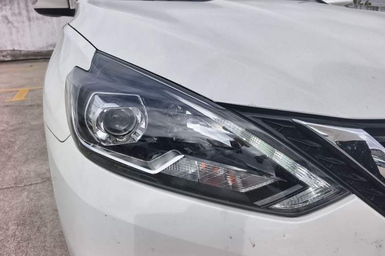 Used Nissan Sylphy 2019 1.6XV CVT Smart Connect Luxury Edition China VI Standard
