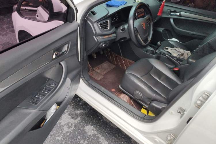 Used Roewe 360 2017 1.5L Manual Luxury Edition
