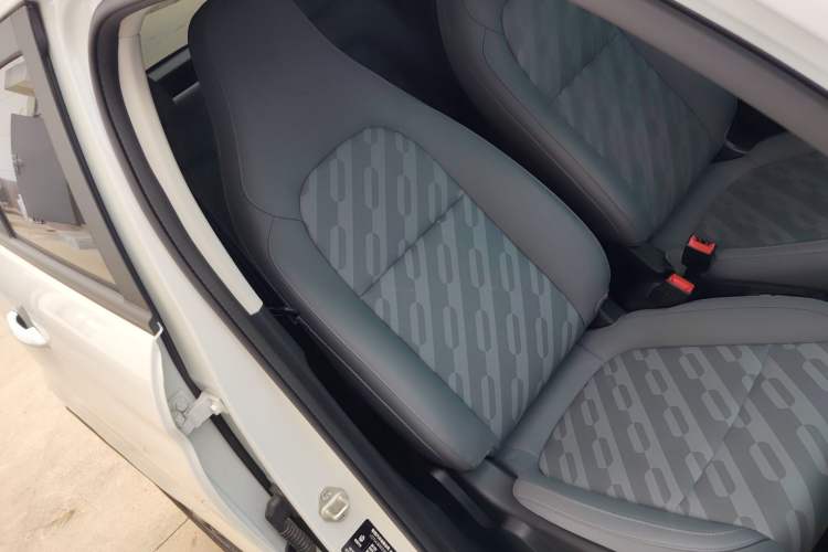 Used Leapmotor T03 2025 310 Comfort Edition Right Front Seat